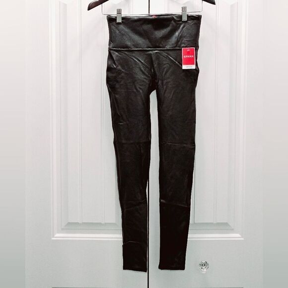 🔥Spanx, Faux Leather Look Leggings. NWT, Size Medium. - Picture 2 of 7
